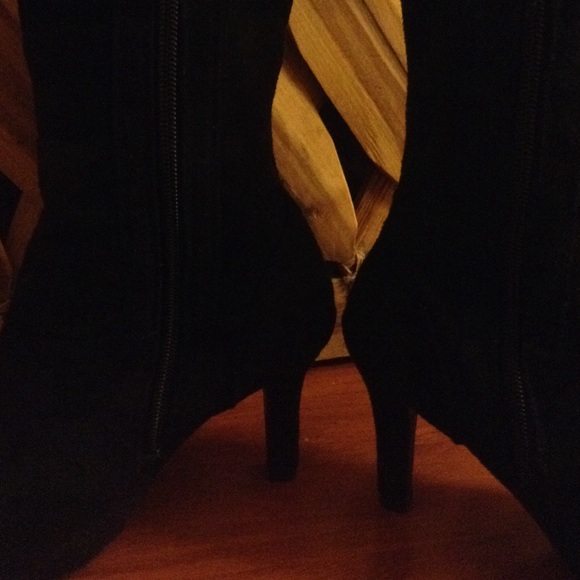 Long boots - Picture 2 of 3