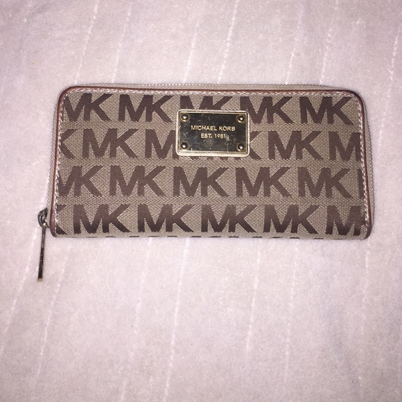 Authentic Michael Kors Wallet