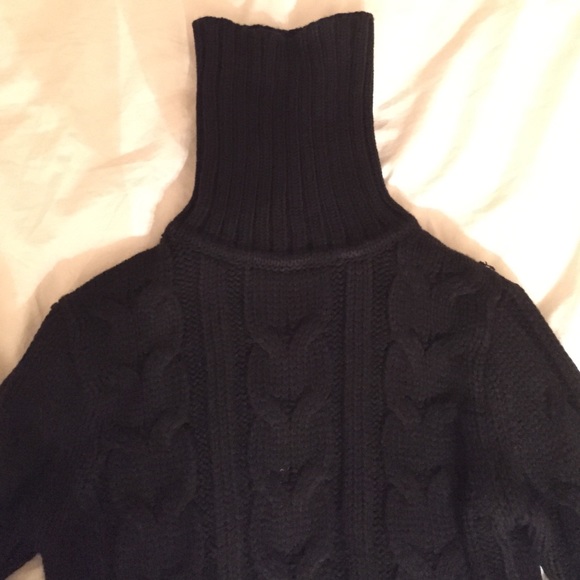 Women's Knitted Sweater from Europe - Picture 2 of 2