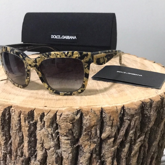 Authentic Dolce &Gabbana sunglasses. NWOT - Picture 3 of 7