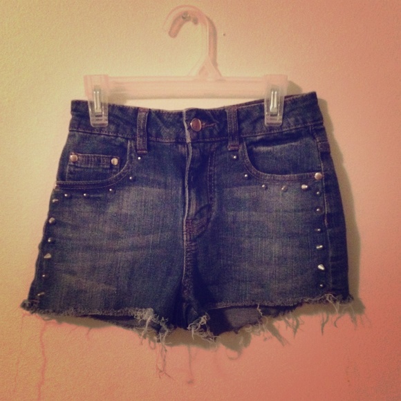 Studded high waisted shorts!