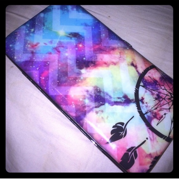 Galaxy wallet and baby lips
