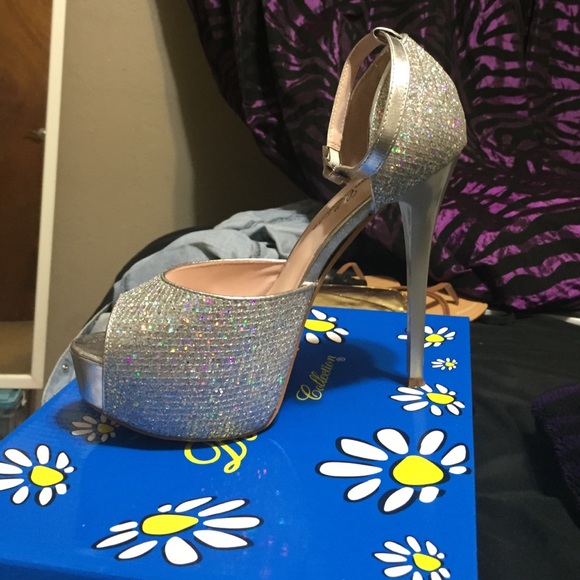 Silver sparkle heels