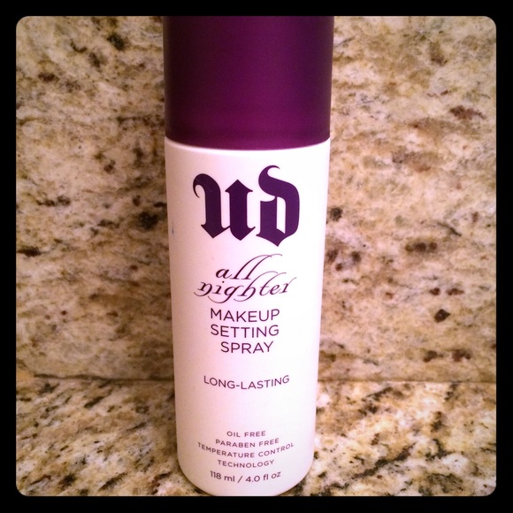 Urban Decay All Nighter Makeup Setting Spray