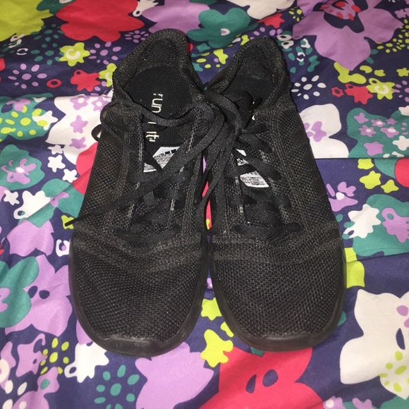 Adidas elements - Picture 2 of 4