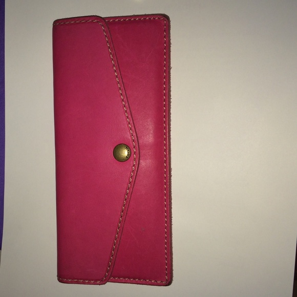 Pink fossil wallet