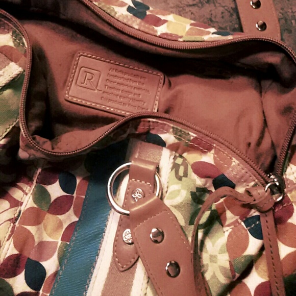 Relic Shoulder Bag - Picture 2 of 2
