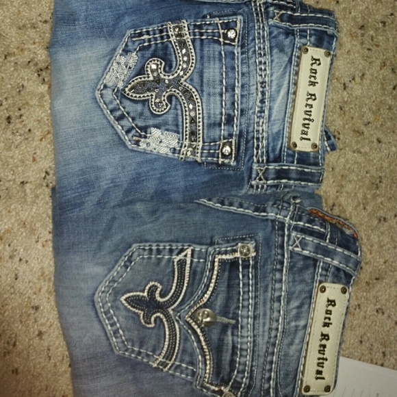 25 rock revivals brand new conditon