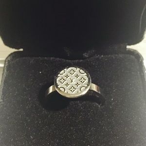 Round Designer Logo Ring