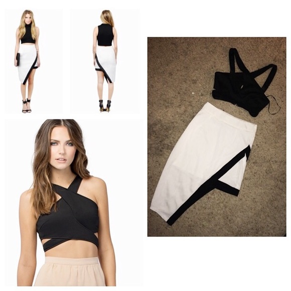 Crop top & symmetrical skirt