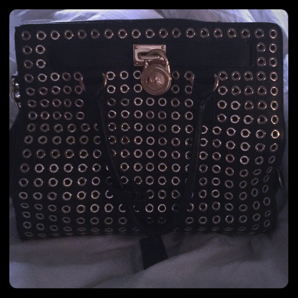 Michael Kors Handbags - Authentic Michael Kors purse