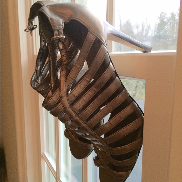 Gladiator pumps - Picture 2 of 3