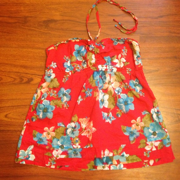 🚫SOLD🚫 strapless/halter top