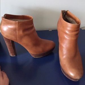 MICHAEL Michael Kors camel leather Booties
