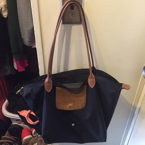 Black longchamp tote