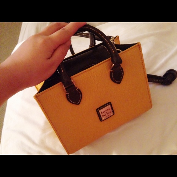 Spring purse! - Picture 3 of 4