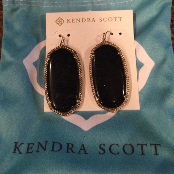 Kendra Scott Danielle Earrings