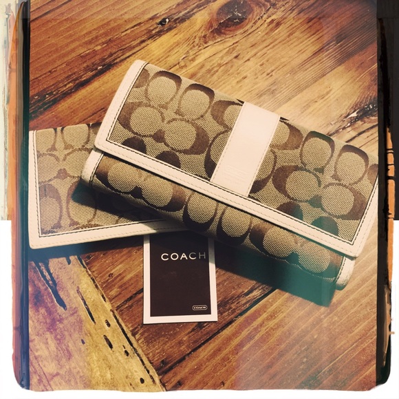Coach Signature Checkbook Wallet