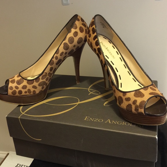 Calf hair peep toe - Picture 2 of 4