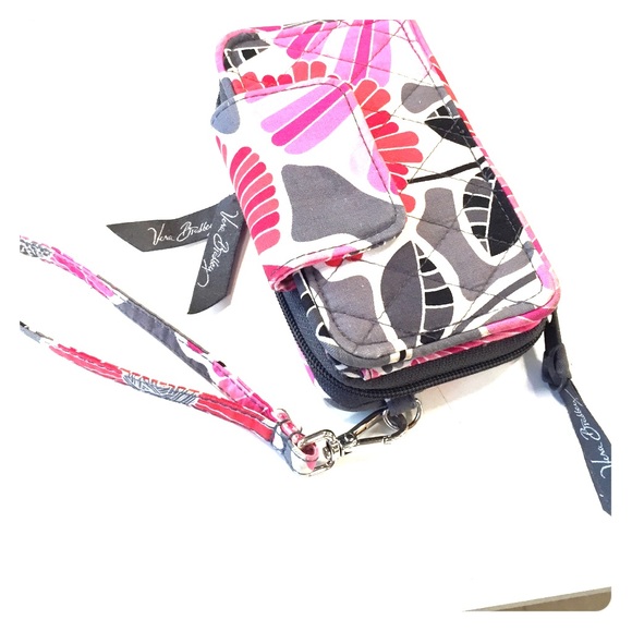 Vera Bradley Clutches & Wallets - Vera Bradley wallet