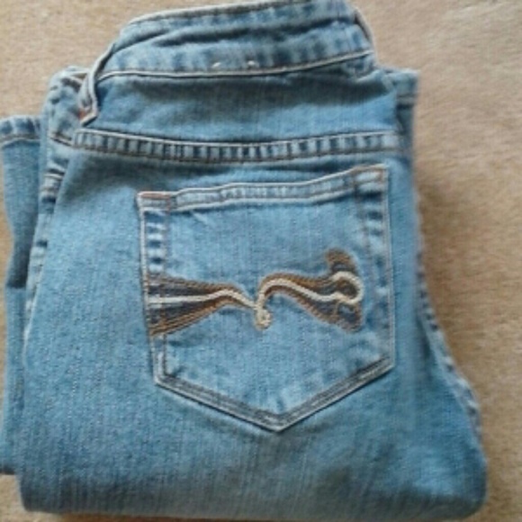 Sold - Picture 3 of 3