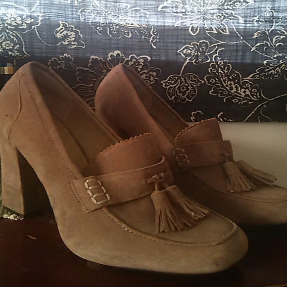 High heeled suede nude shoes (SALE)