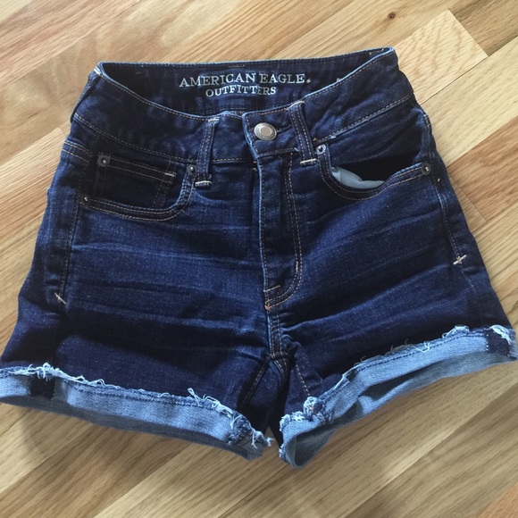 Like new American Eagle high waisted Jean shorts