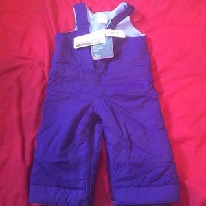 Infant snow bib