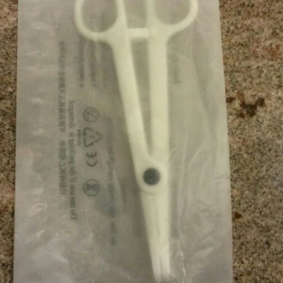 Piercing clamps