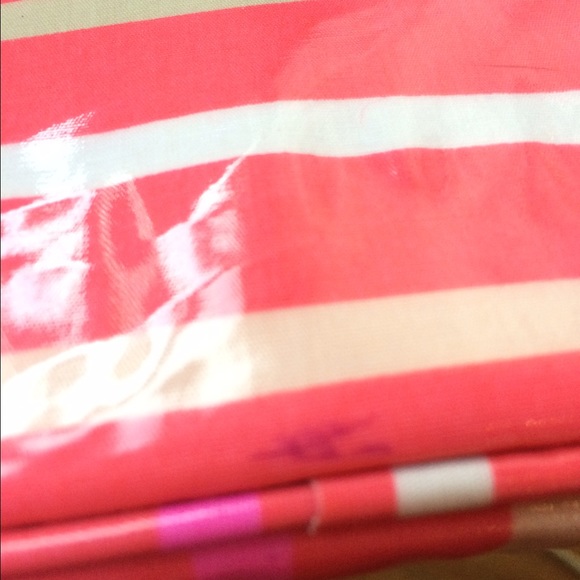 Tory Burch pink stripe iPad case - Picture 3 of 4