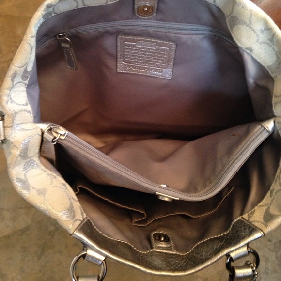 Silver and off white coach purse - Picture 2 of 3