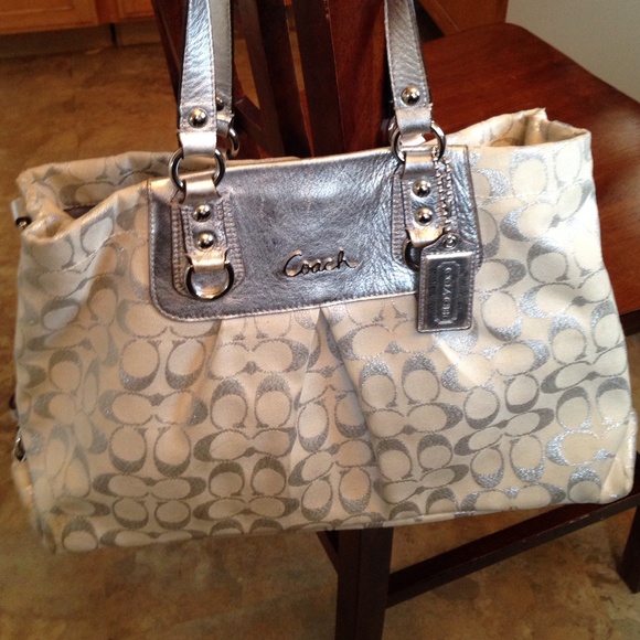 Silver and off white coach purse - Picture 3 of 3