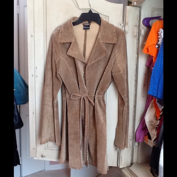 Very cool brown 100% leather Wet Seal jacket