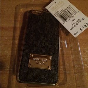 Michael Kors iPhone 6 case
