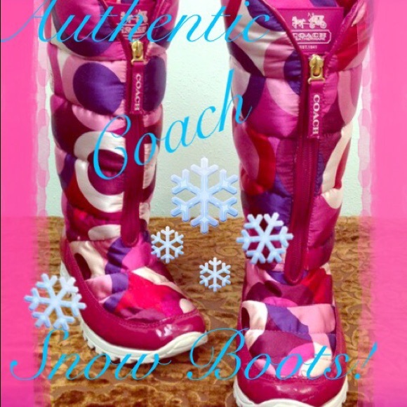 Beautiful Authentic Coach Snow Boots