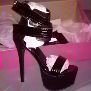 Black  gorgeous shoes