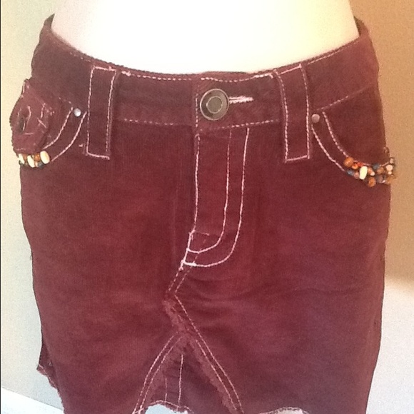 Mystree corduroy cranberry beaded skirt size med - Picture 1 of 4