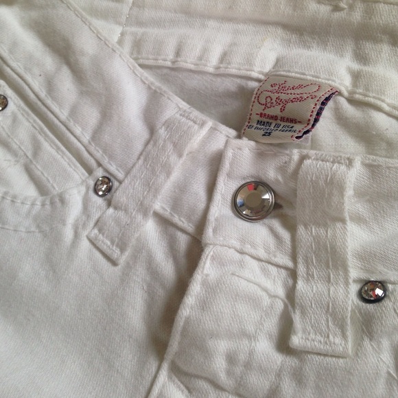 True Religion White Pant Size 25