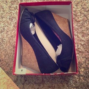 American eagle black Kendal wedges