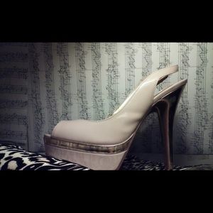 Guess gold & ivory peep toe strap stilletos