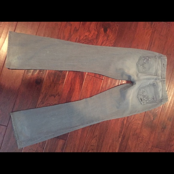 Authentic Jeans - Picture 2 of 2