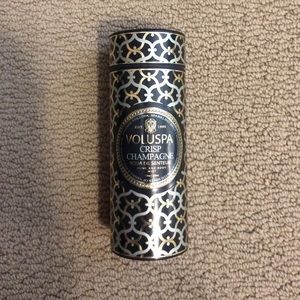 Voluspa crisp champagne home and body mist