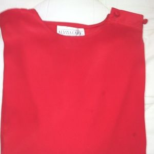 🌹Beautiful Red Blouse 🌹