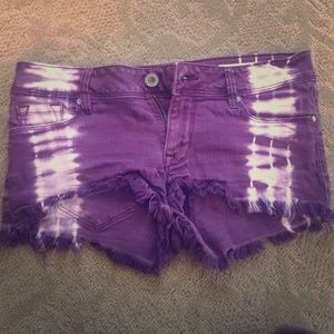 Bullhead. Frayed, short short