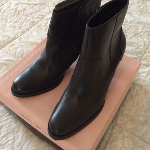 Bandolino dark brown leather boot sz 11 never worn