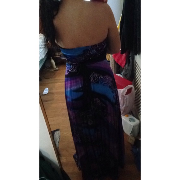 PROM DRESS - Picture 3 of 3