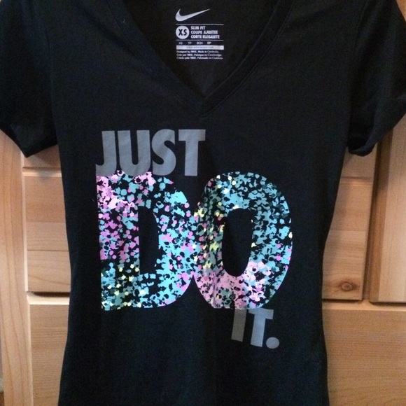 Nike slim fit tshirt