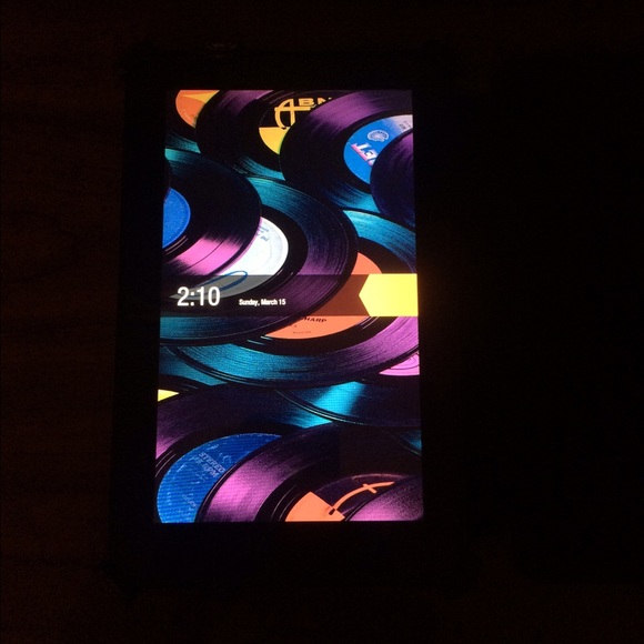 Kindle fire - Picture 2 of 2