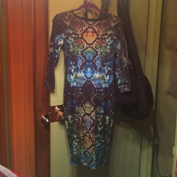 Topshop knee level dress :)
