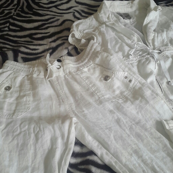 White Linen Guess Pants and Jacket